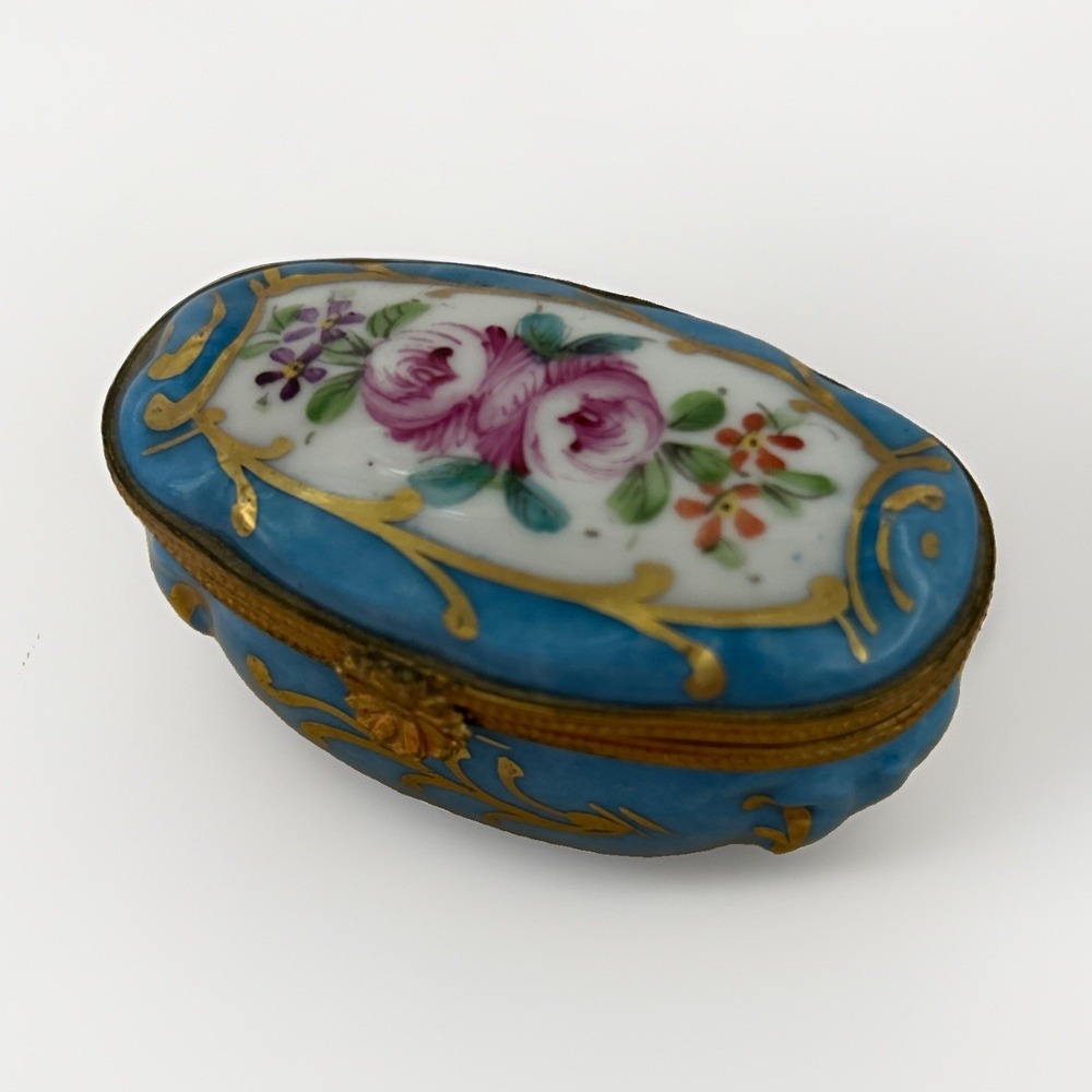 Decor Main "HALGA" PARIS France Floral Hand Painted Hinged PORCELAIN TRINKET BOX